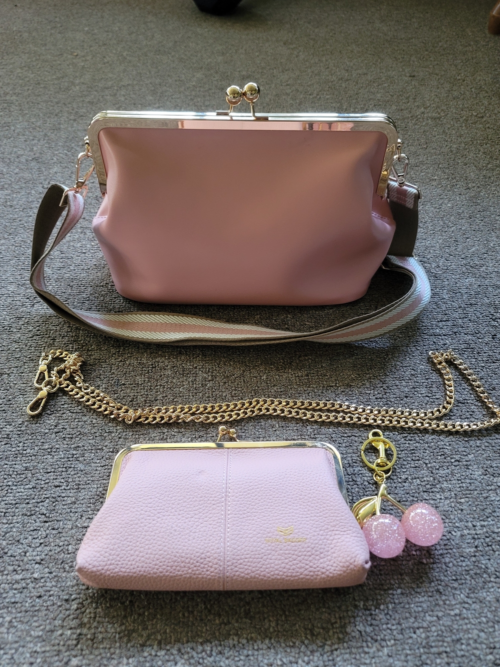 Kisslock Pink Frame-Top Crossbody Bag/Keychain/Coin Purse Set